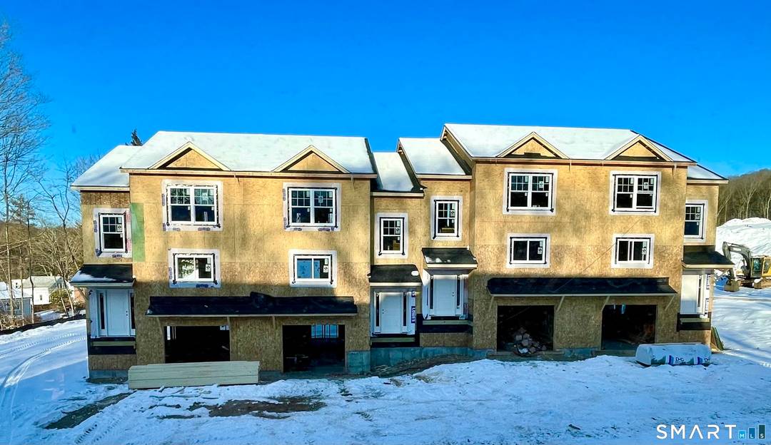 This impeccably built, soon to be completed 2 Bed 2.