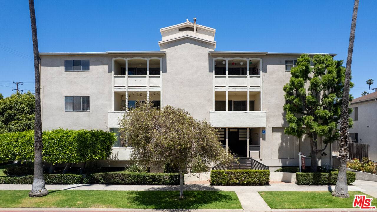 1101   Lincoln Blvd 2BR Santa Monica La