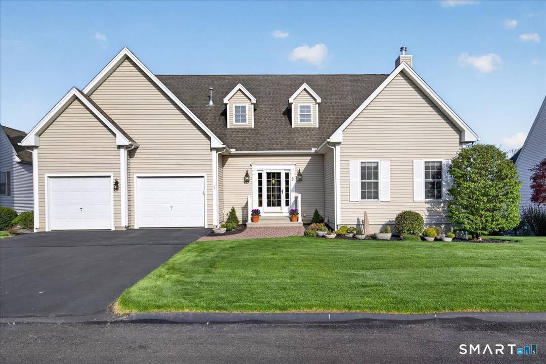 A truly rare offering, this exceptional free standing condo delivers the feel of a single family home with the ease of maintenance free living in a beautifully landscaped 55 community.