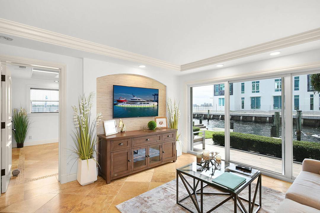 The area is incredible. Marina Harbour in North Palm Beach is a peaceful waterfront community with a private marina and easy boating access.