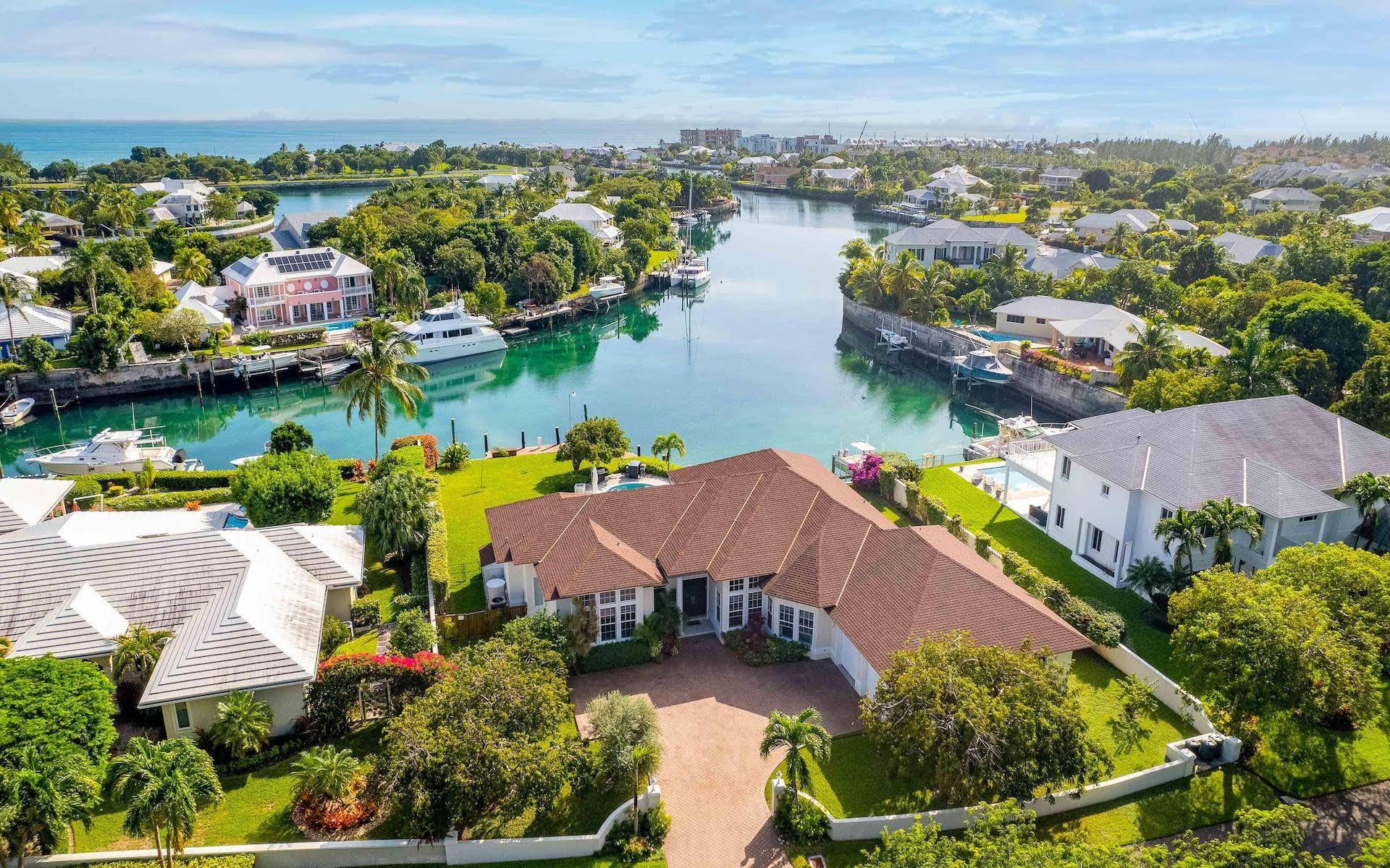 CANAL FRONT RESIDENCE Single Family Home New-Providence