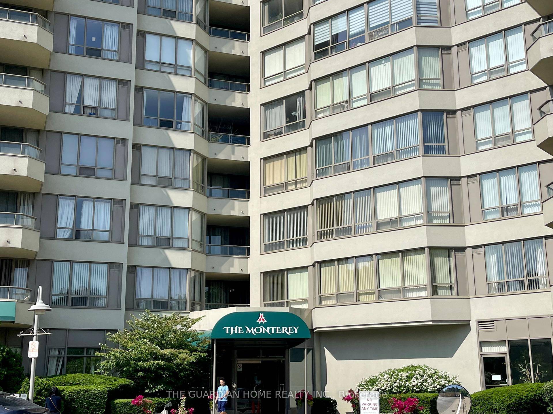 Flexible Closing Date Spacious, Sunny And Bright South Facing 2 Bedroom Solarium Unit 2 Full Washrooms Balcony 2 Underground Parking Space Huge Primary Bedroom with Oversize 1 X 5 Piece ...