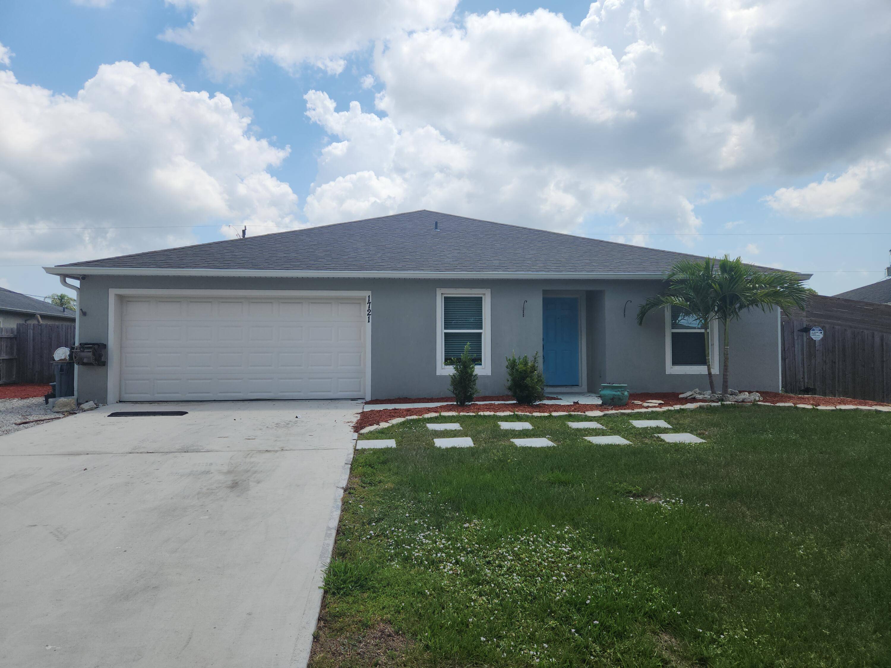 This adorable 2020 4 bedroom, 2 bathroom home is in like new condition !