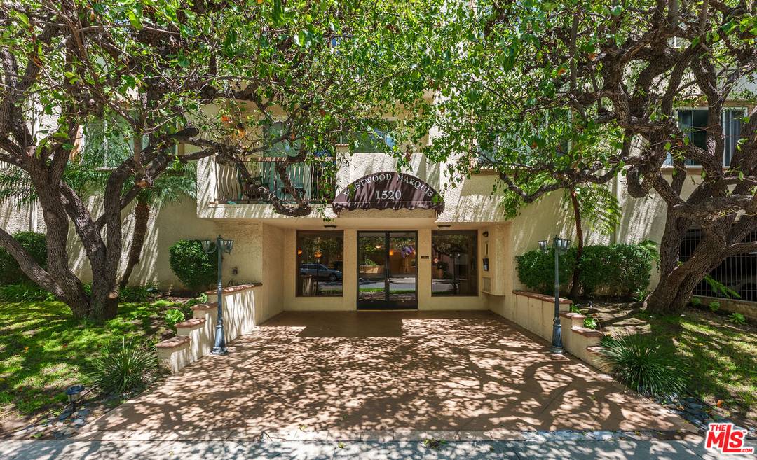 1520 Camden Ave 3BR Beverlywood La