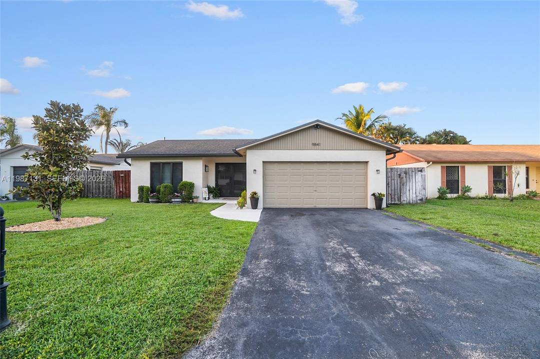 Beautiful, 3 Bed, 2 Bath single family home with a pool in the heart of Coral Springs.