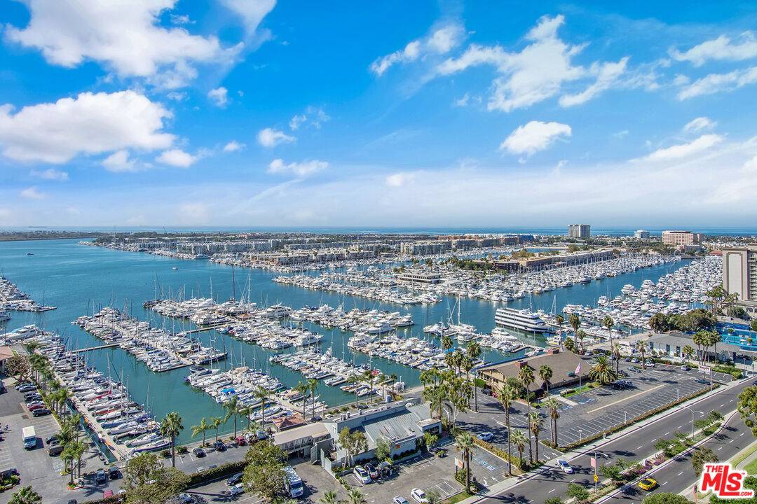 13650 Marina Pointe Dr 2BR Marina Del Rey La