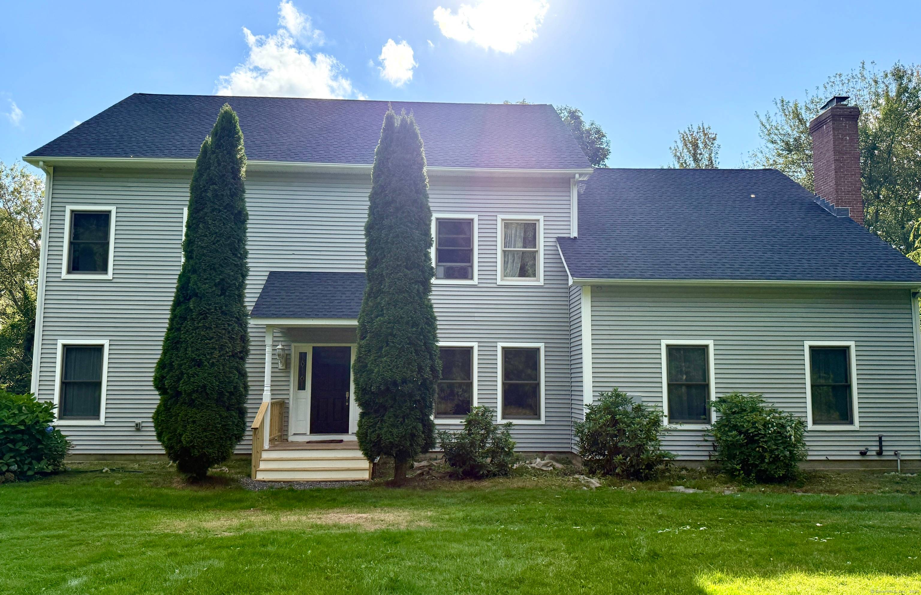 Welcome to 2 Old Barrows Road !