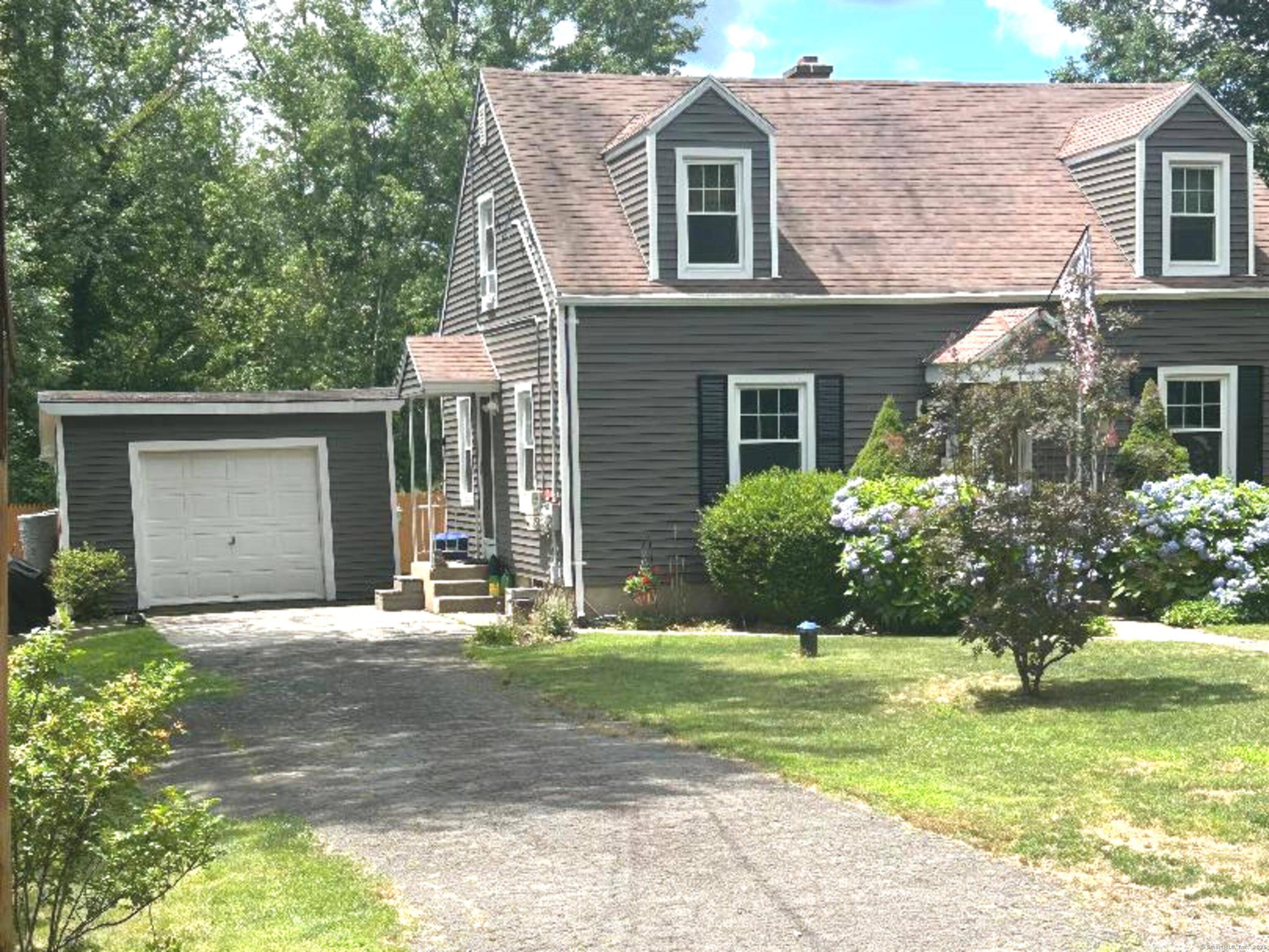 A RARE OPPORTUNITY. COME VISIT THIS LOVELY 5 ROOM, TWO BEDROOM CAPE.