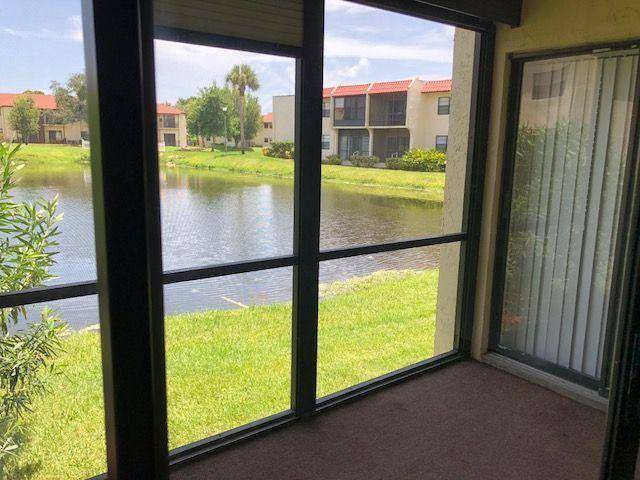 LAKE VIEW ! Don't Miss Out This fabulous 2 bedroom, 1.