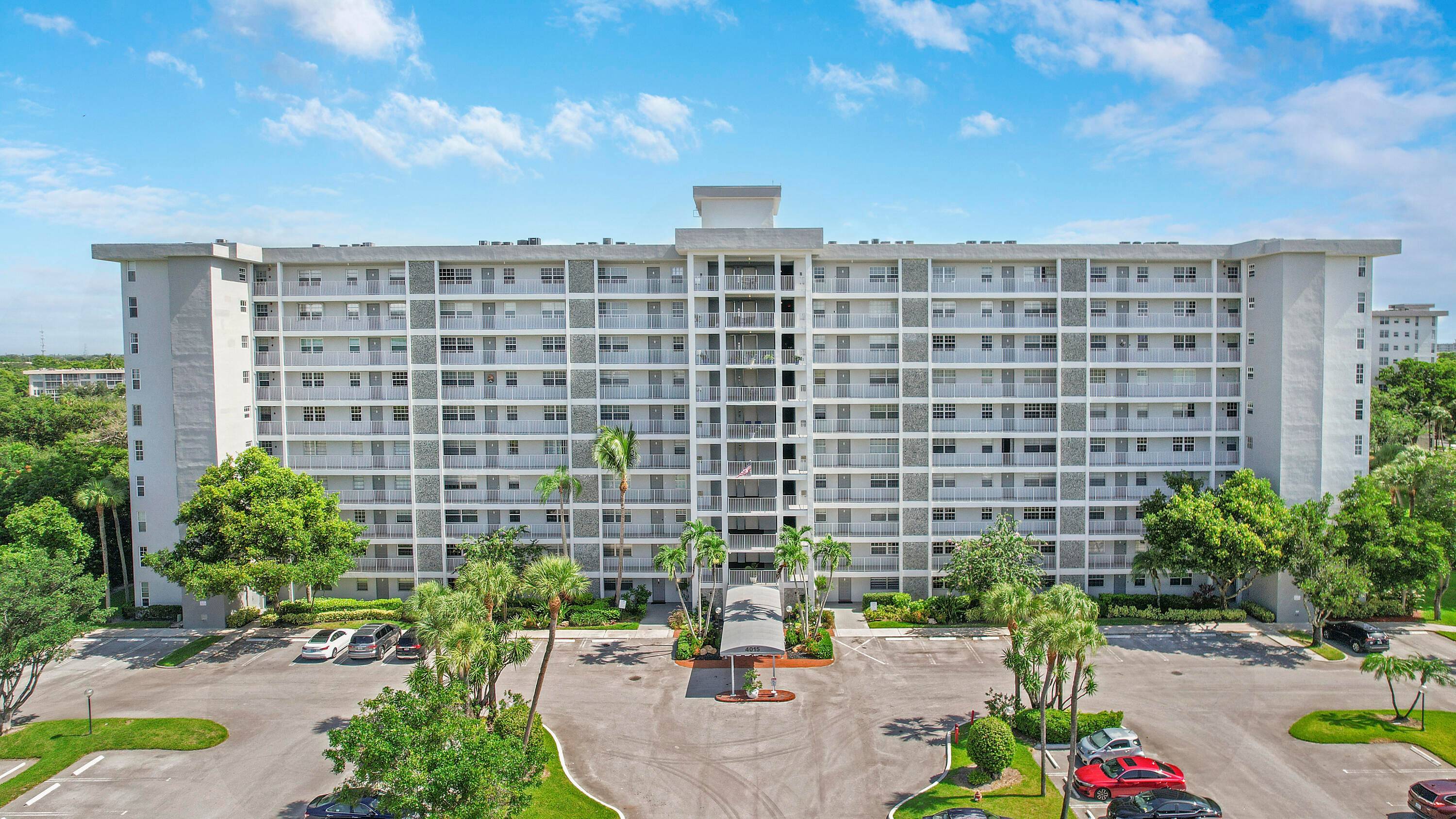 Welcome home to Palm Aire.
