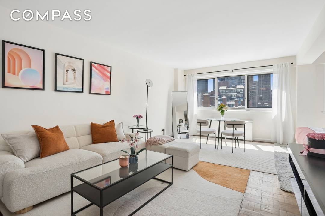 Welcome to Apartment 9C at 401 East 65th Street, a large convertible one bedroom, one bath nestled in one of Lenox Hill's most sought after cooperatives.