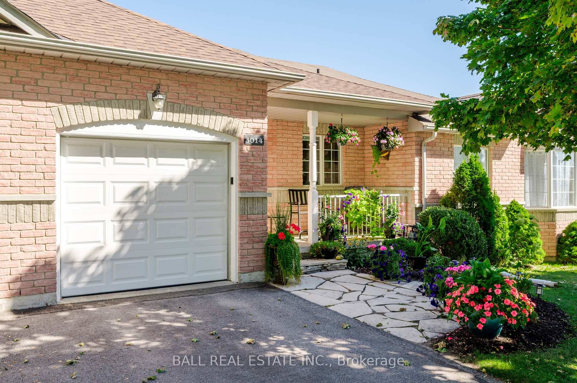 Welcome to this beautifully maintained 2 1 bedroom, 2 bathroom open concept garden home, offering comfort, style, and convenience in the city's West end, this home features a single car ...