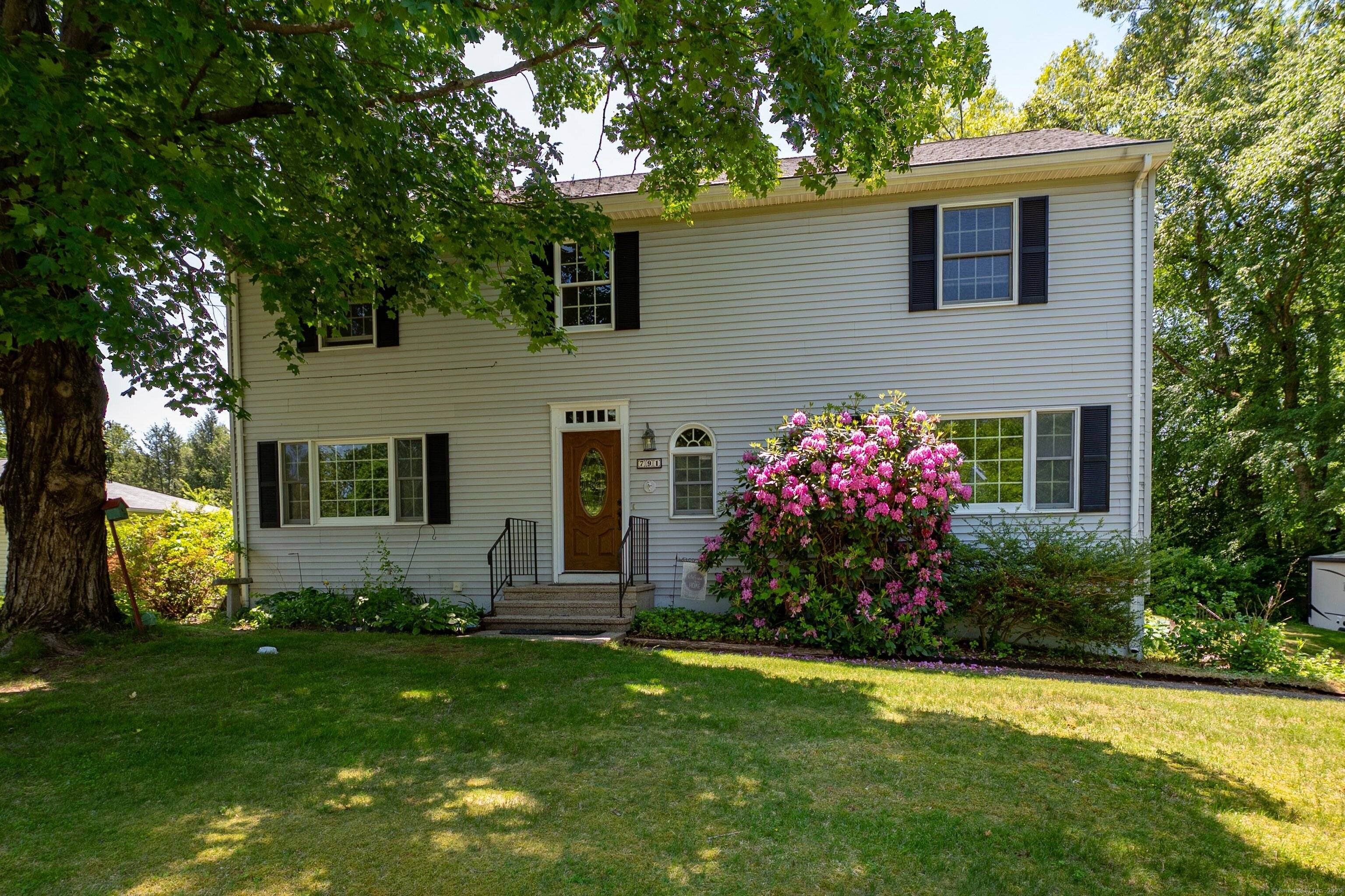 Come and check out this Classic Colonial Charm in the heart of Cheshire.