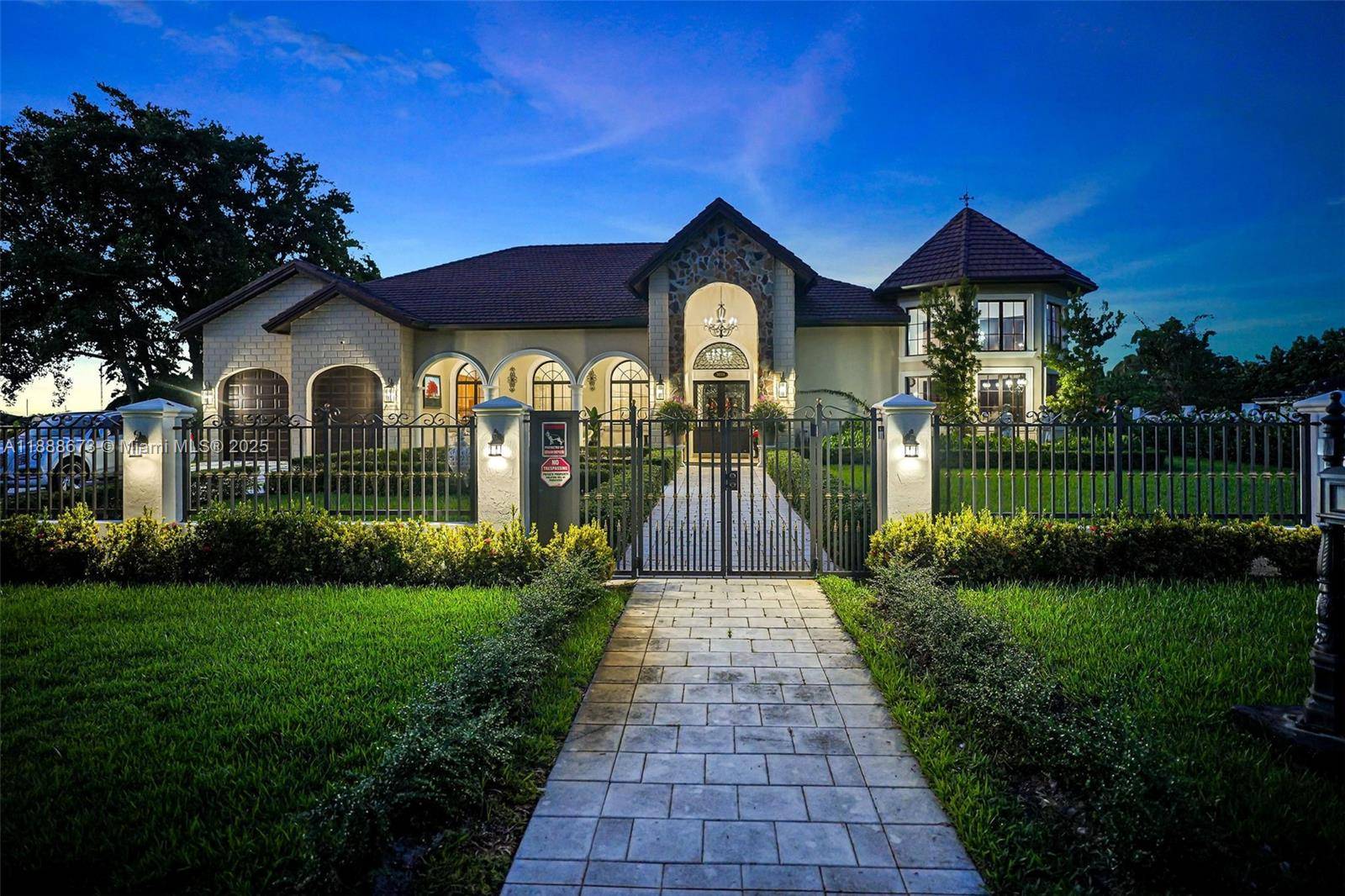 This Stunning Estate features 7 bedrooms and 5 2 bathrooms within 6, 045 square feet of living space on a 40, 423 square foot lot.