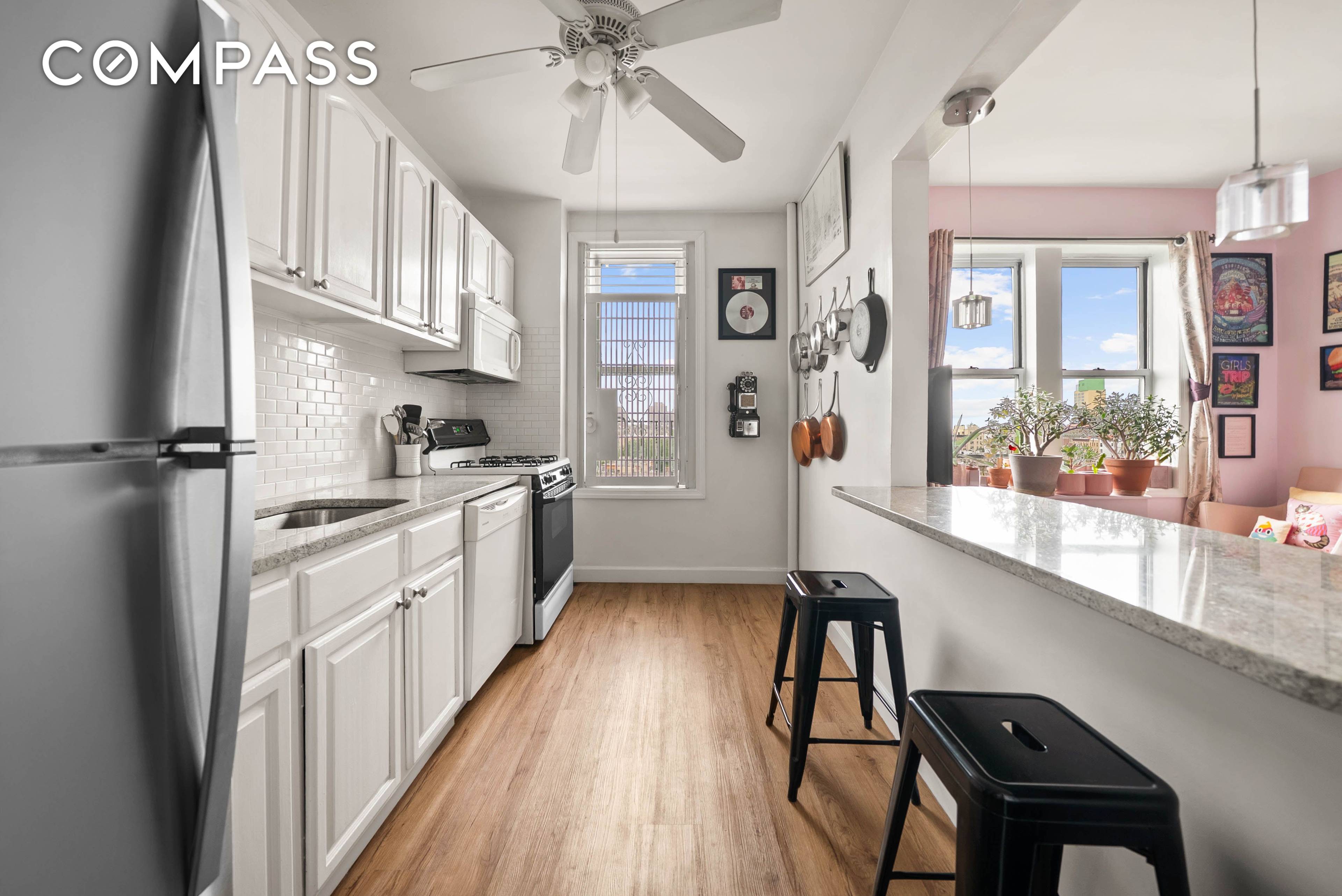 Welcome to 550 Fort Washington Avenue, a charming co op residence nestled in the heart of Manhattan s desirable Hudson Heights.
