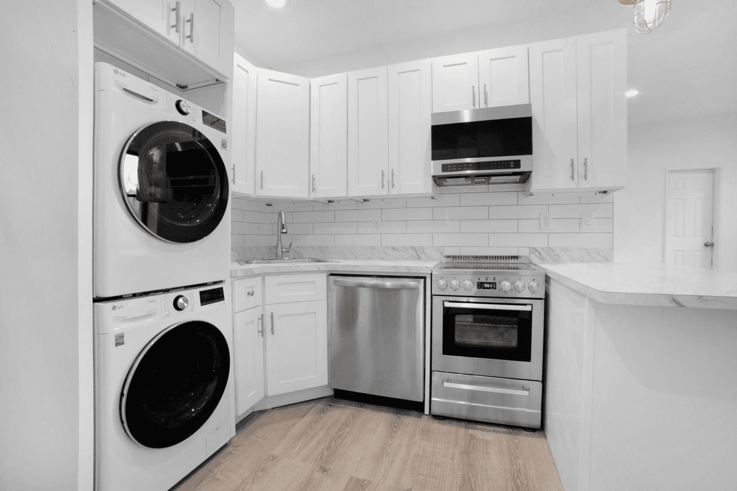 Three Bedroom, Two Bathroom Apartment in Prime Upper East Side Located in the heart of the Upper East Side in the East 70s, this expansive second floor home offers modern ...