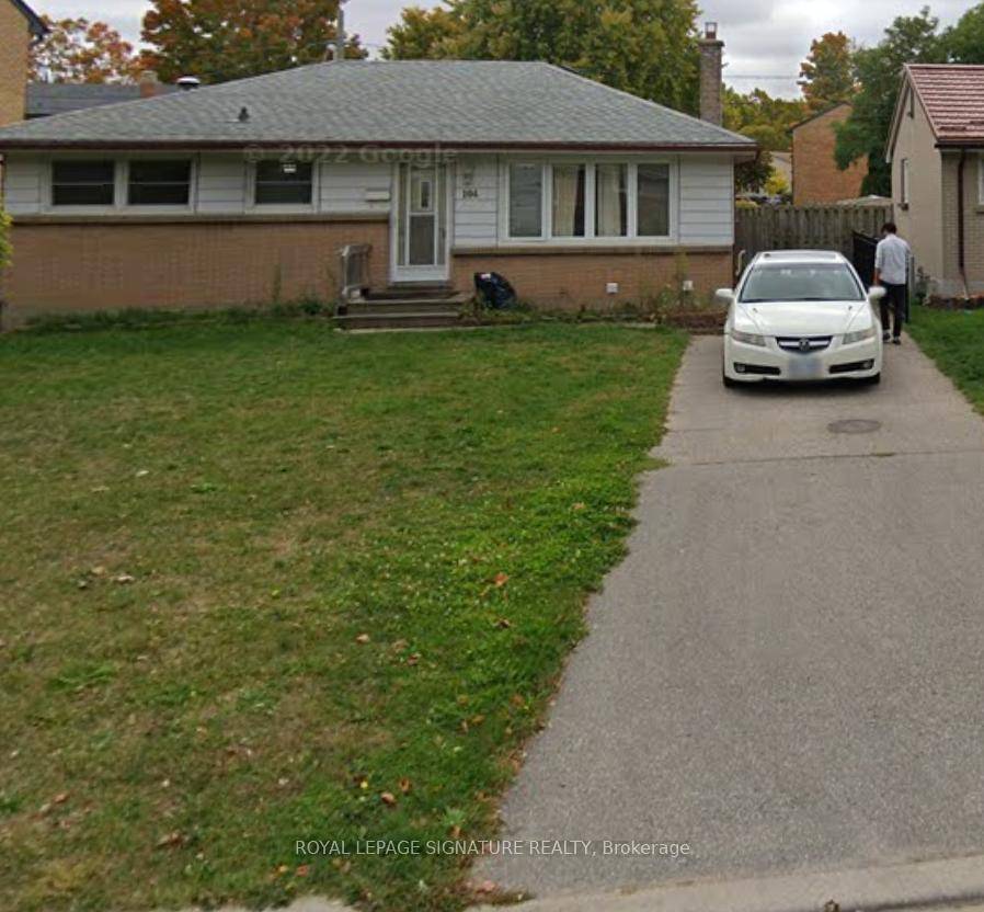Welcome to 104 Queenston Crescent a charming 3 bedroom, 1 bath bungalow located in East London near Highbury and Trafalgar.