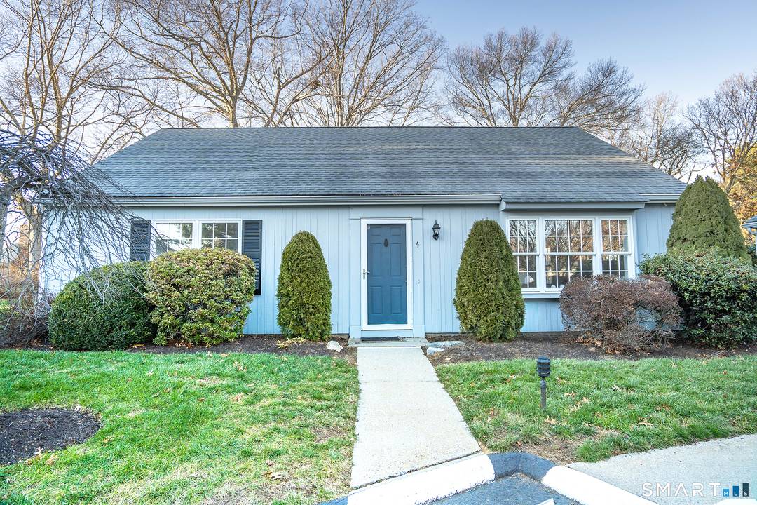 Welcome to highly desirable Windermere East.