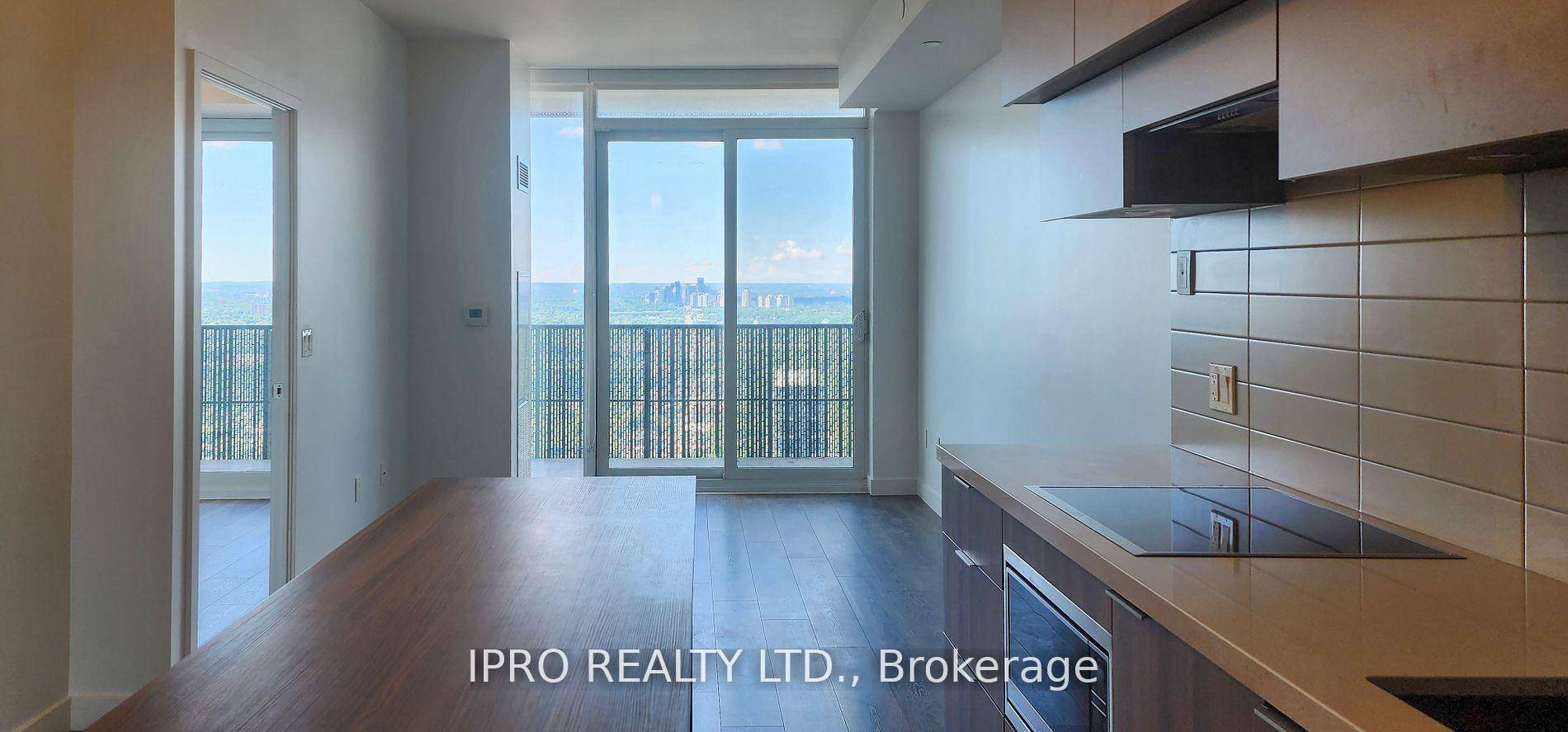 Discover the prestigious E Condos, offering 514 sq.