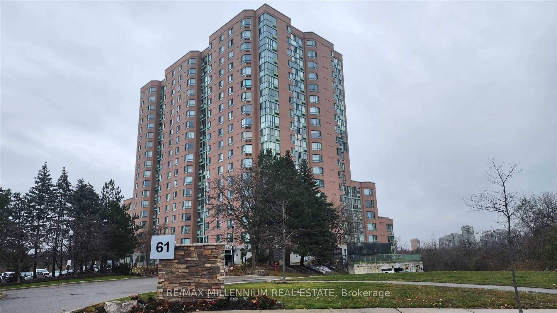 Welcome to Unit 811 A Spacious amp ; Elegant 1 Bedroom Den Condo Just Under 1, 000 Sq.