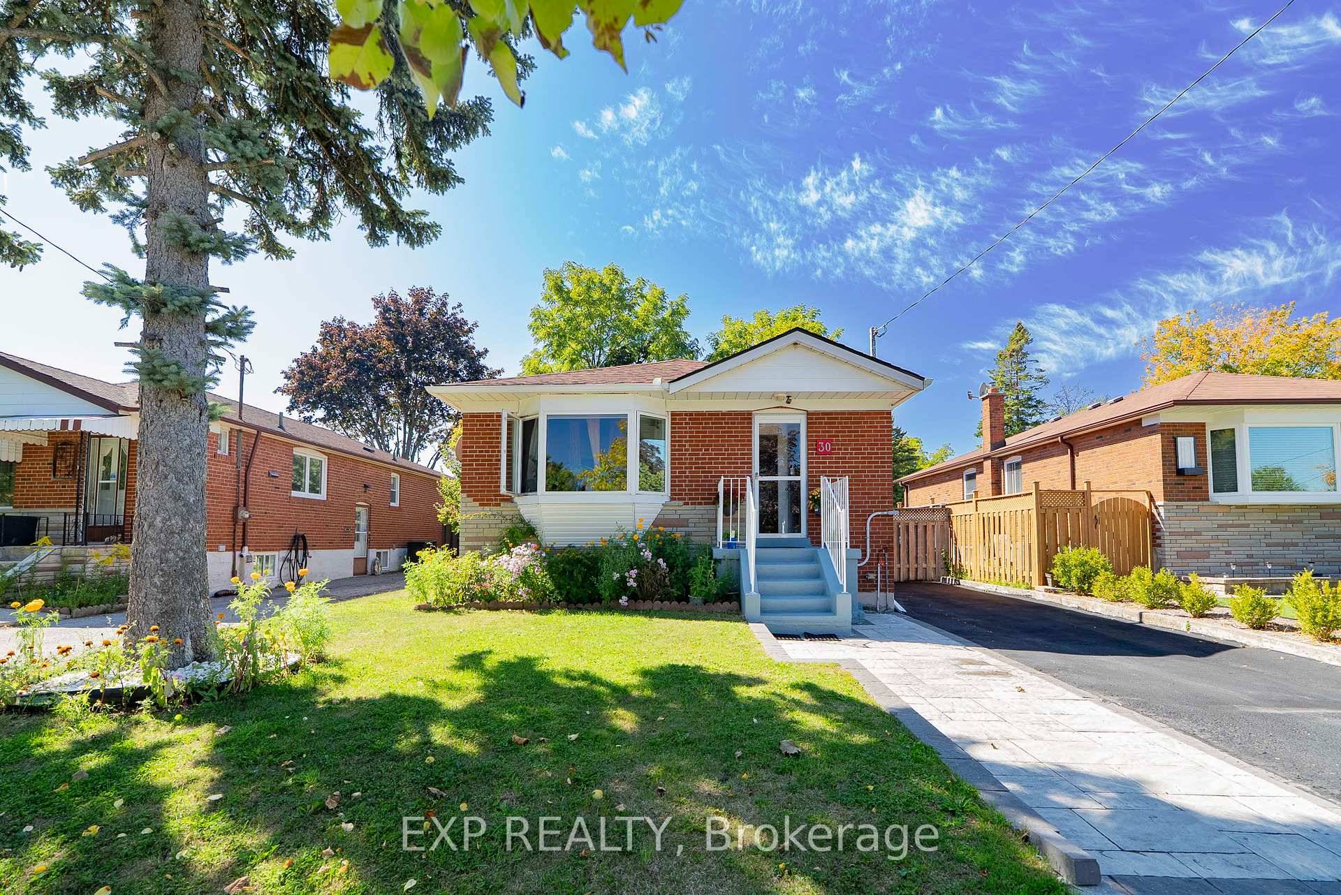 Charming, recently renovated bungalow in a quiet, well established neighbourhood perfect for families, or multi generational living.