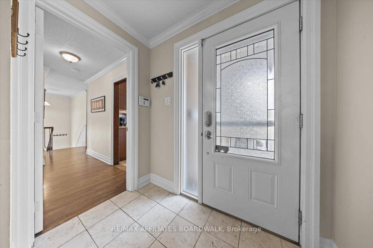 Welcome to 1856 Appleford !
