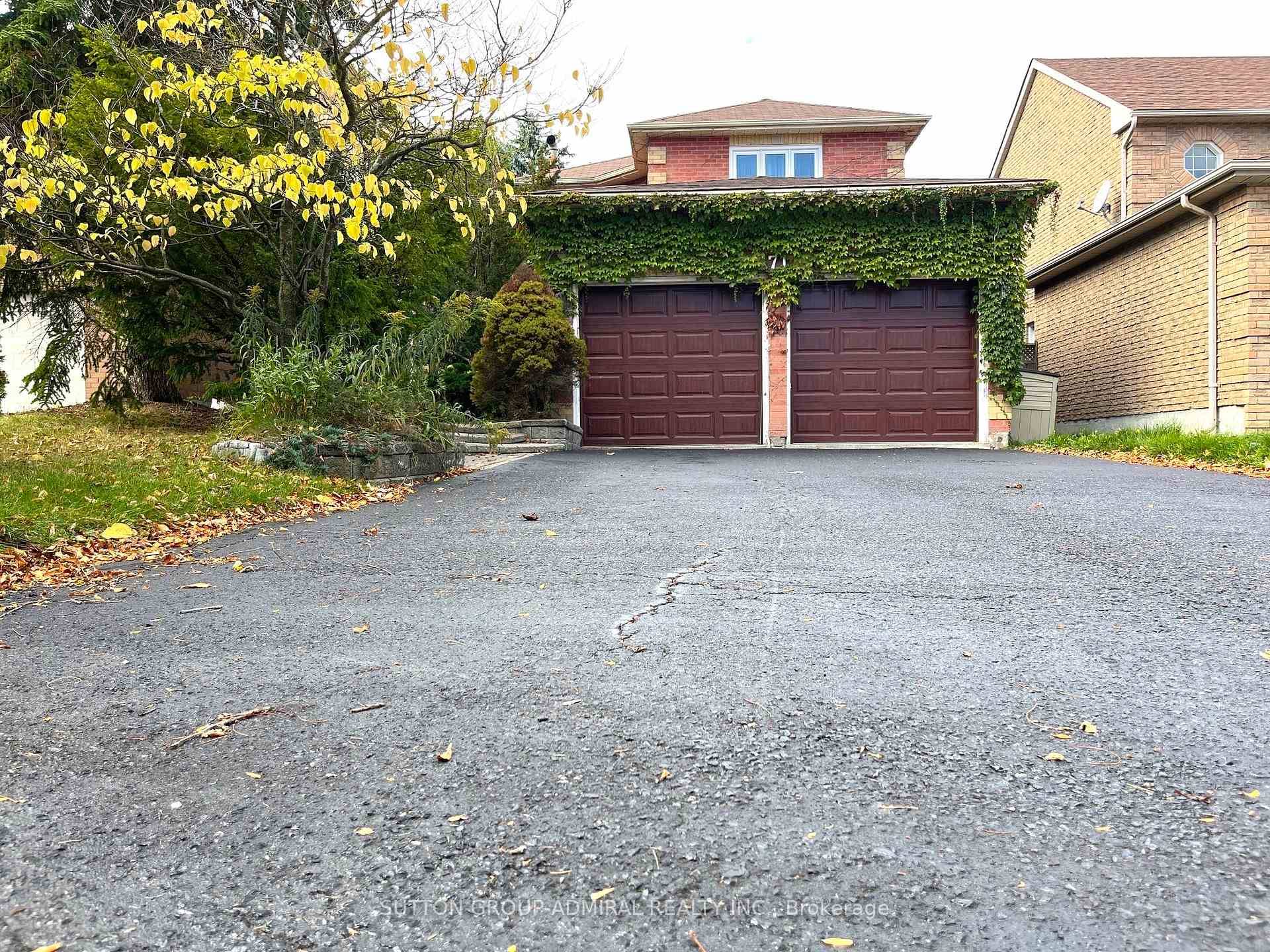 Detached 3 Bedroom And Double Car Garage House Located In A Friendly Neighbourhood.