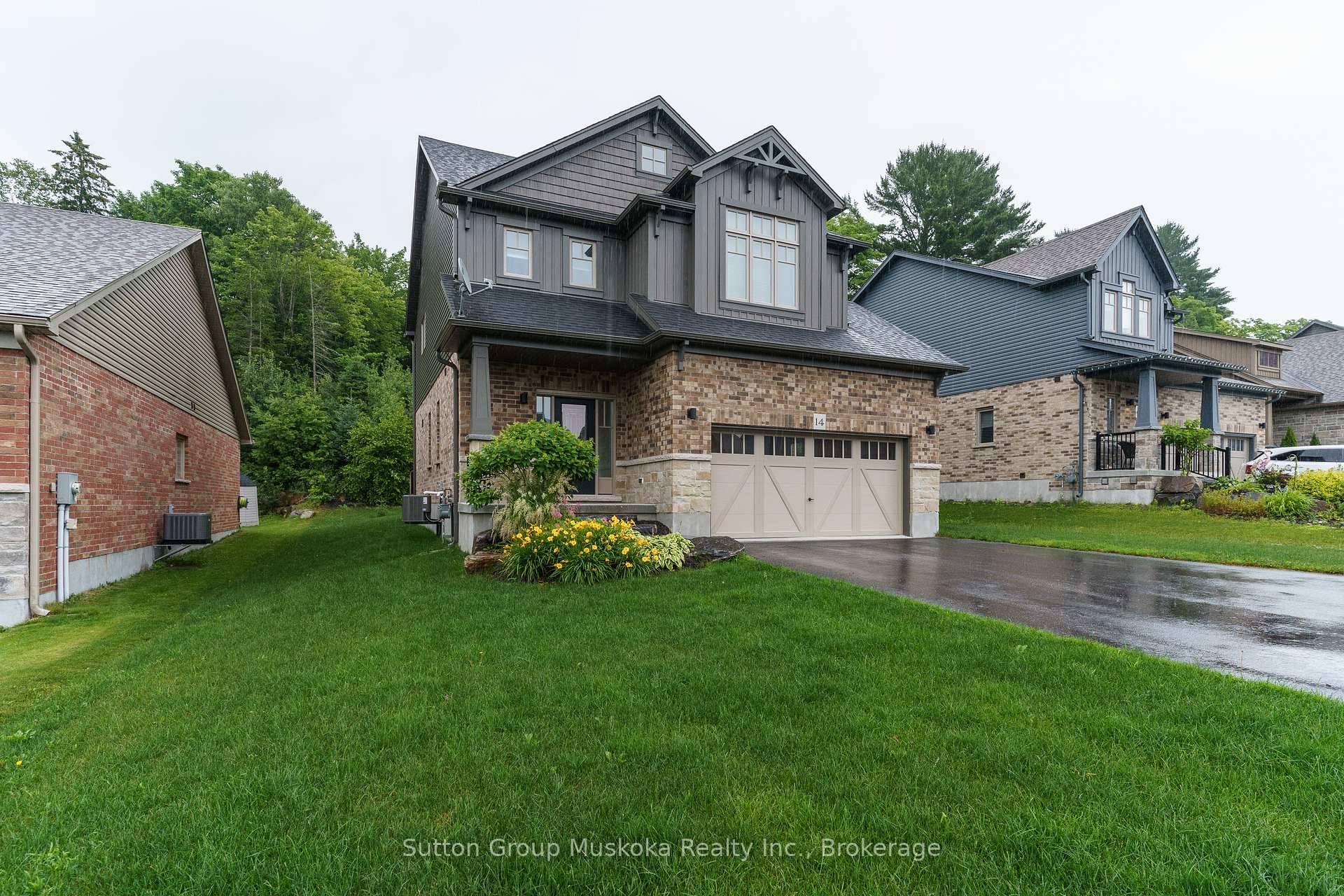 Built in 2018, this 3 bedroom, 3 bathroom home is ideal for a family.