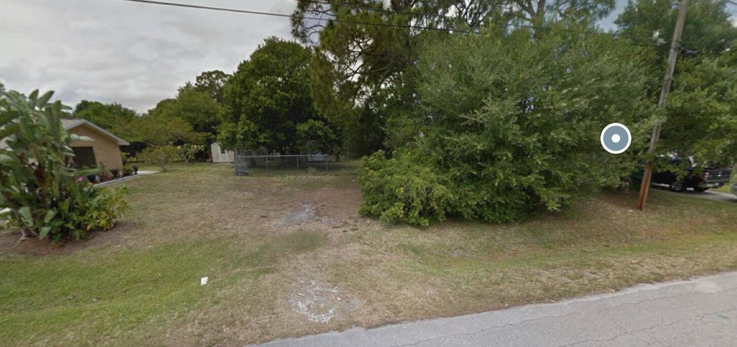 Premium Cleared Lot in Prime Location, BUILD YOUR DREAM HOME HERE !