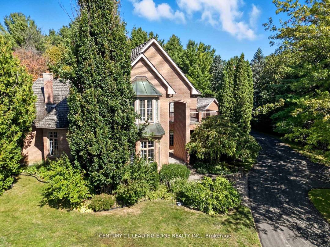 Welcome To 8 Bunhill Court, An Exquisite Custom Built Estate Home Nestled On Over 1.
