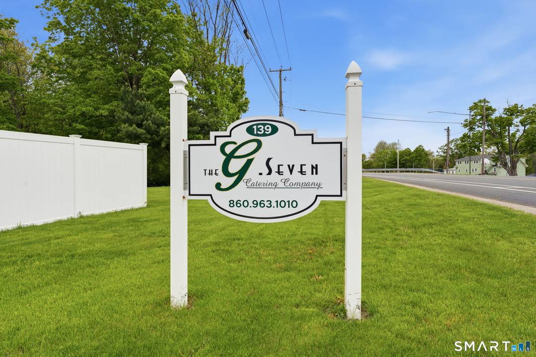 FULLY OPERATIONAL TURNKEY CATERING BUSINESS, COMMERCIAL FACILITY RESIDENTIAL APARTMENT IN THOMPSON, CONNECTICUT.
