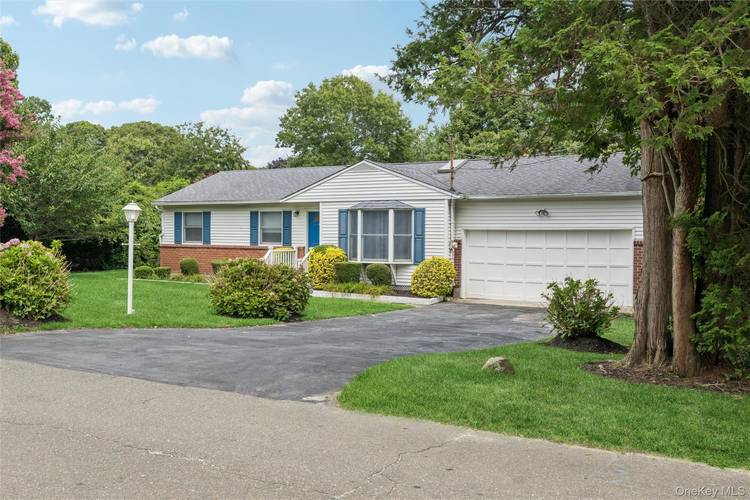 Welcome to 59 Homewood Drive, a beautifully maintained year round rental located in the desirable Tiana Shores community of Hampton Bays and within the East Quogue Westhampton Beach school district.
