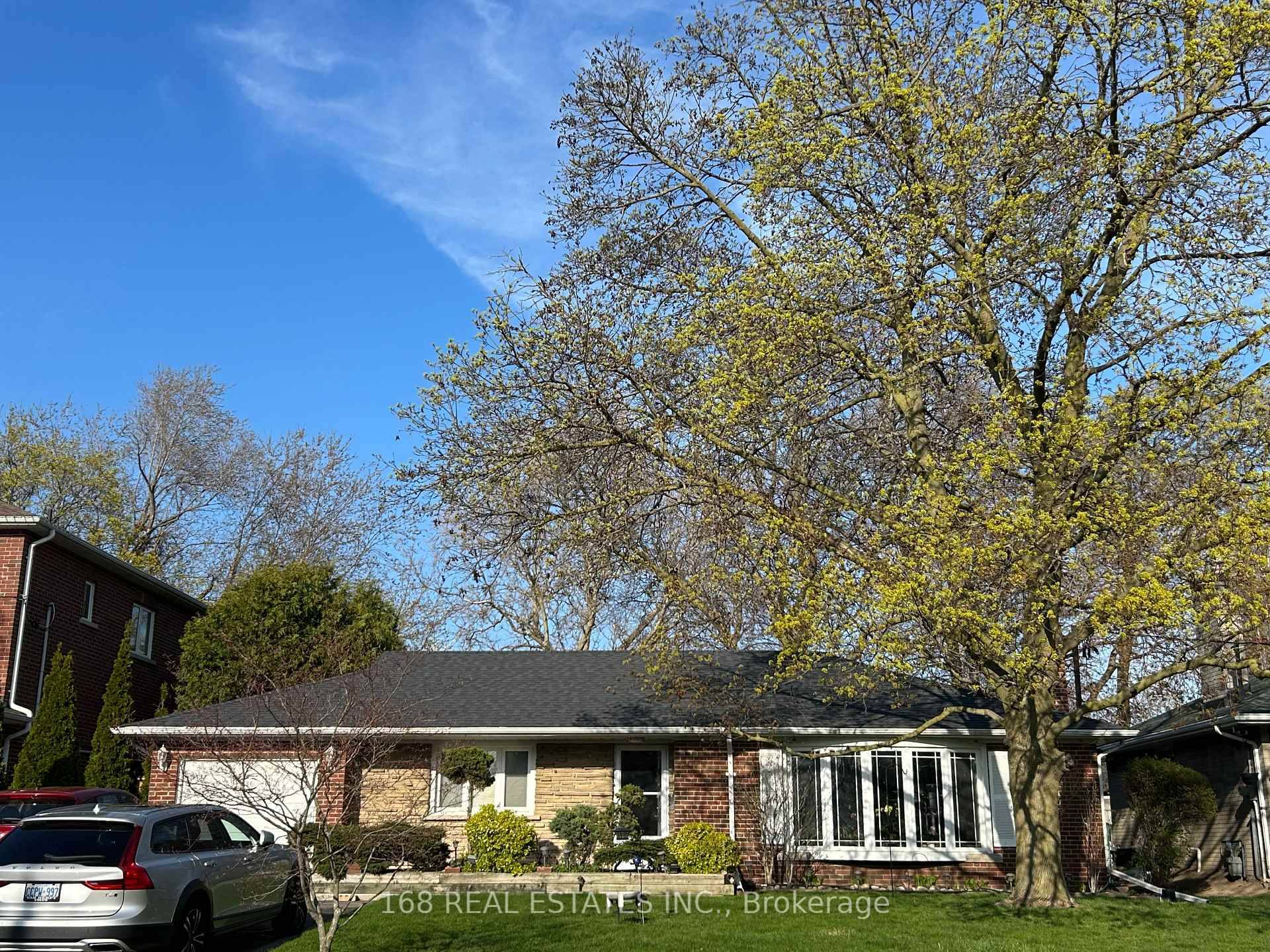 Location, Location, Location, Prime Agincourt Location, Spacious Two Bedrooms Basement on a Quiet St.