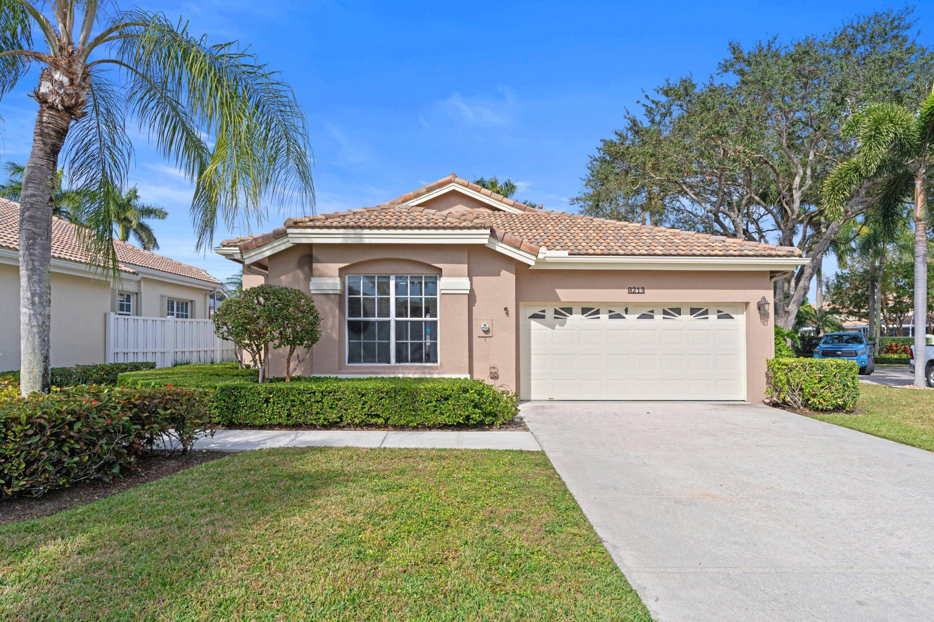 SEASONAL OR ANNUAL RENTAL AVAILABLE COMPLETELY REMODELED CORNER LOT HIGHLY DESIRABLE QUAIL MEADOW TENNIS ACCESS Bright Open Floor Plan Split Bedroom Porcelain Tile Flooring LED Recessed Lighting High Ceilings Living ...