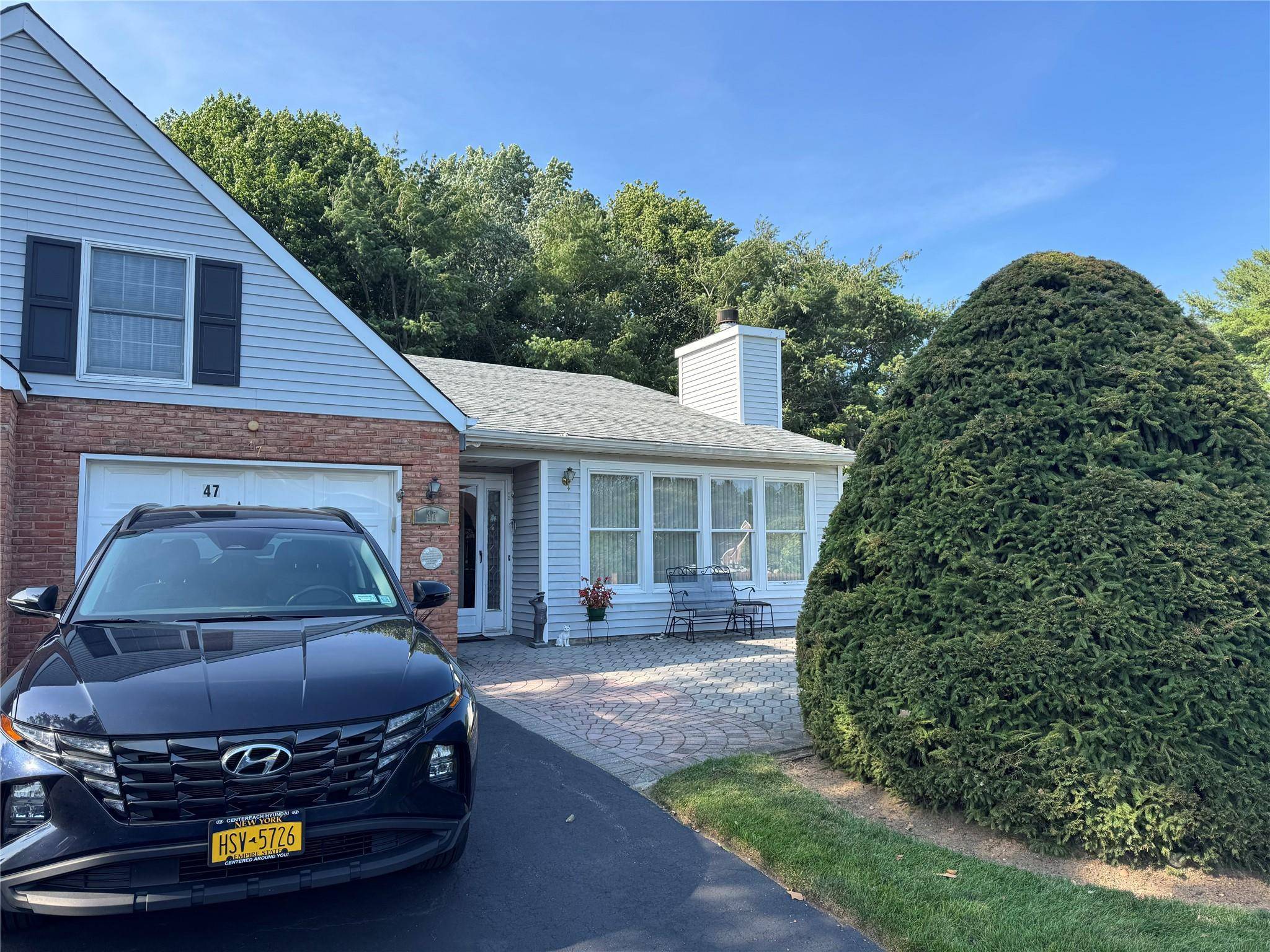Wonderful 2 bedroom, 2 bath home.