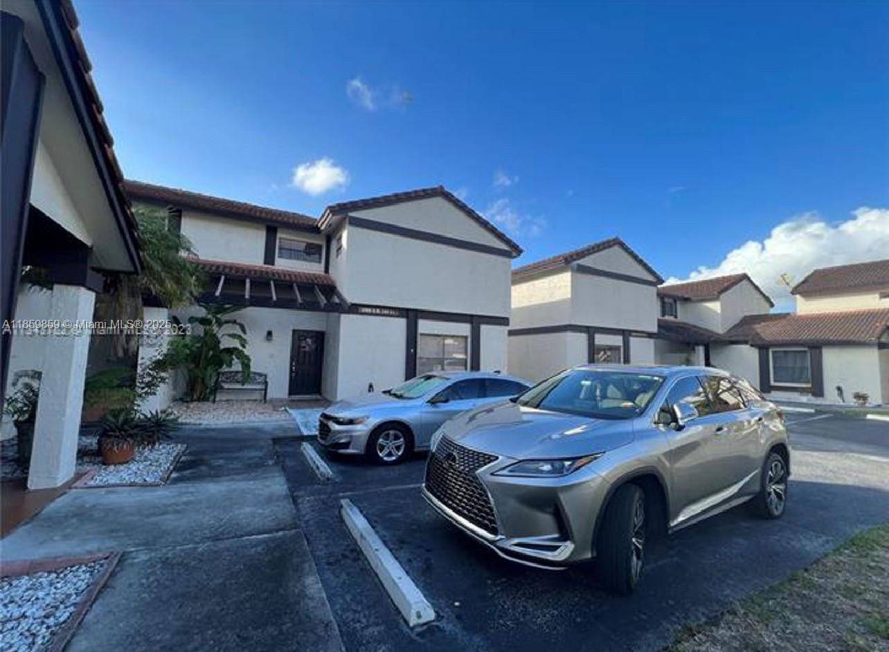 Vibrant community ! This stunning property boasts 2 spacious bedrooms, each with their own en suite bathroom for ultimate privacy and comfort.