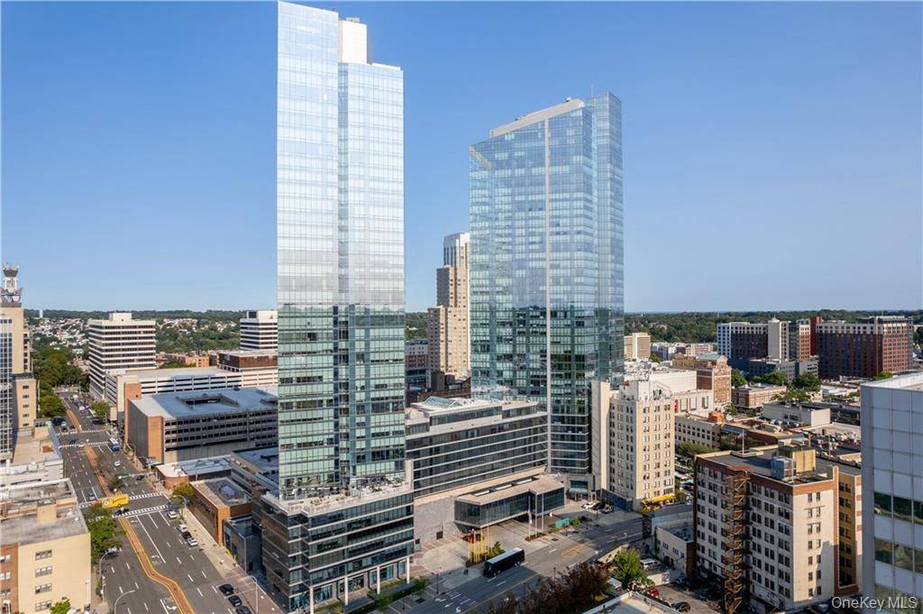 Live above it all at the Ritz Carlton Residences.