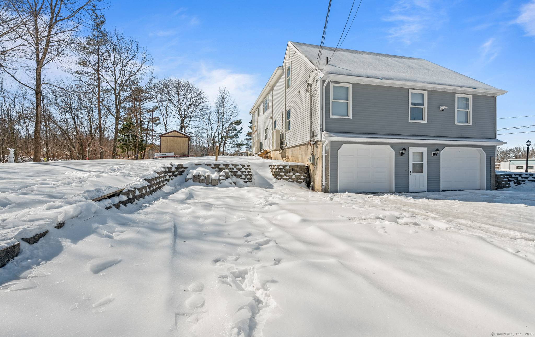A Magnificent Wolcott Gem Versatile, Spacious Fully Upgraded !