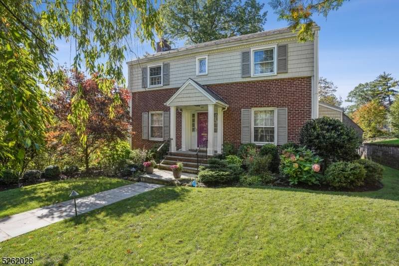 WELCOME HOME to this beautiful Colonial with an easy flowing floor plan.