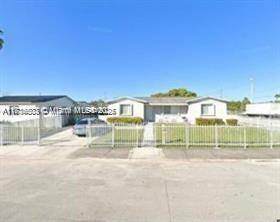 3 bedroom 2 bath home. Corner lot, Iron fence, large yard, No HOA.