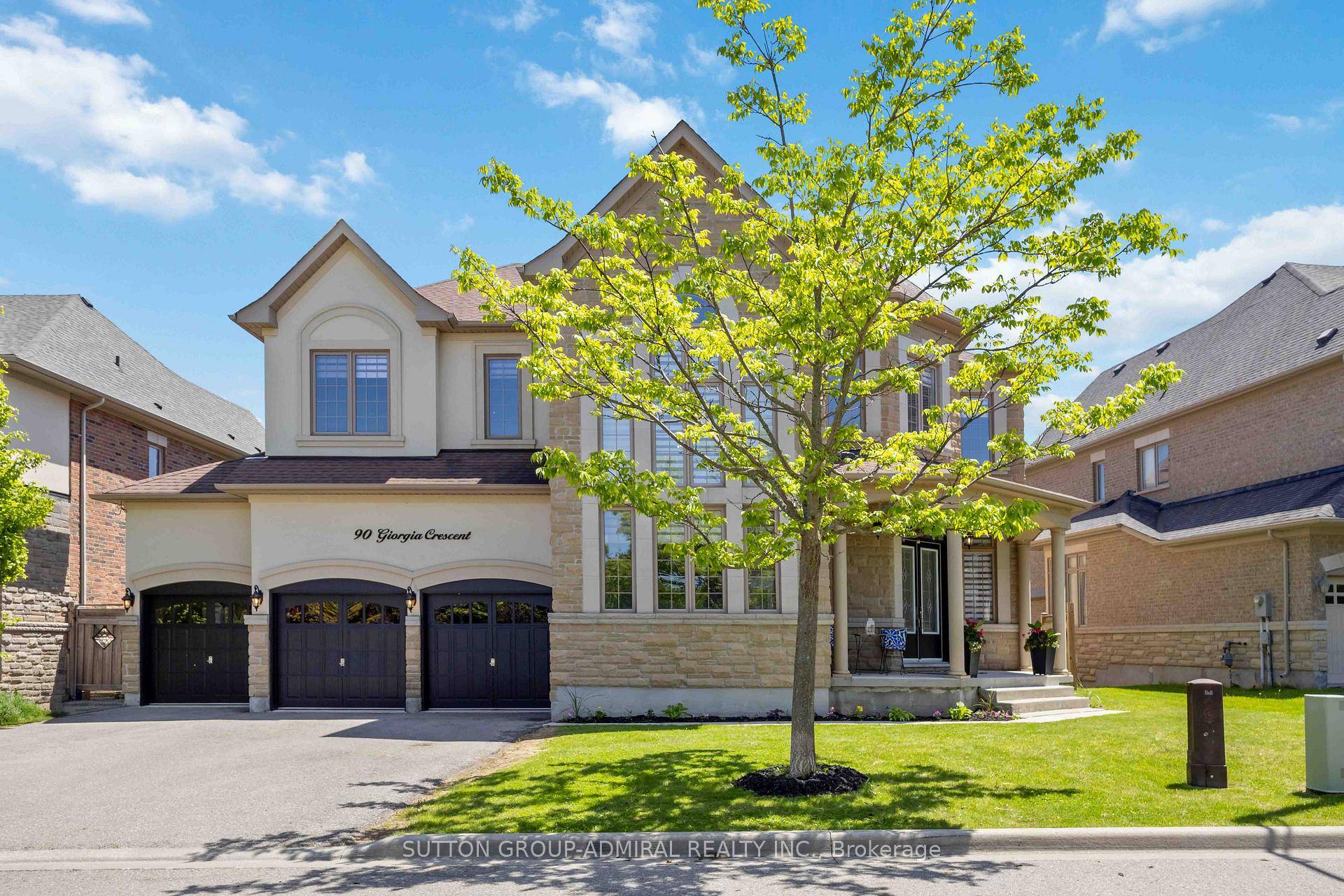 Welcome To 90 Giorgia Crescent, An Exquisite Luxury Home In The Prestigious Mackenzie Ridge Enclave.