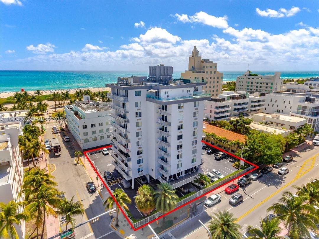 Live the South Beach lifestyle just steps from the ocean.