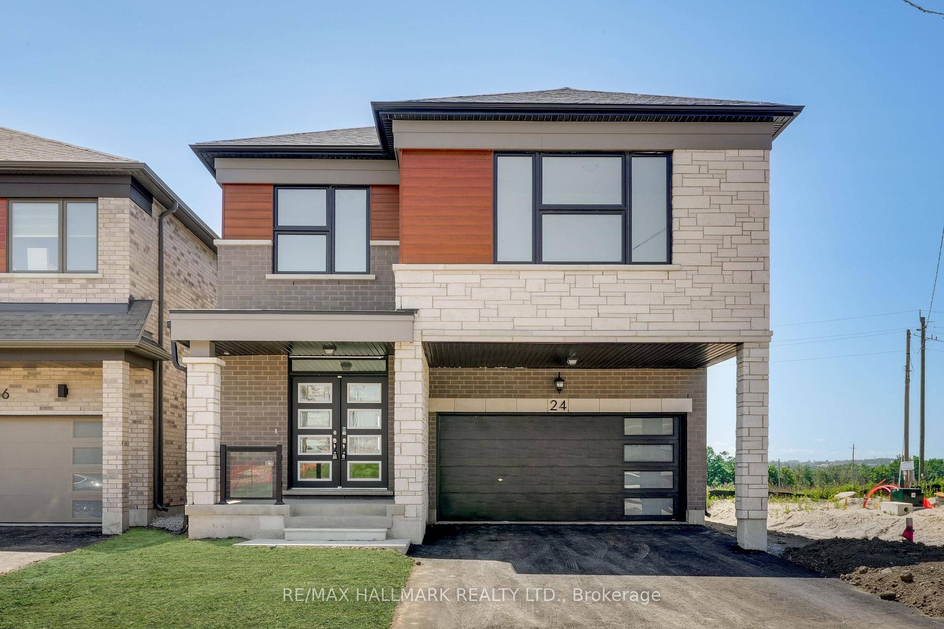 Incredible opportunity to own a fully upgraded, 2, 768 sq ft home in Mattamy Vicinity Community, offering unheard of value at approximately 360 per square foot with the lot included.