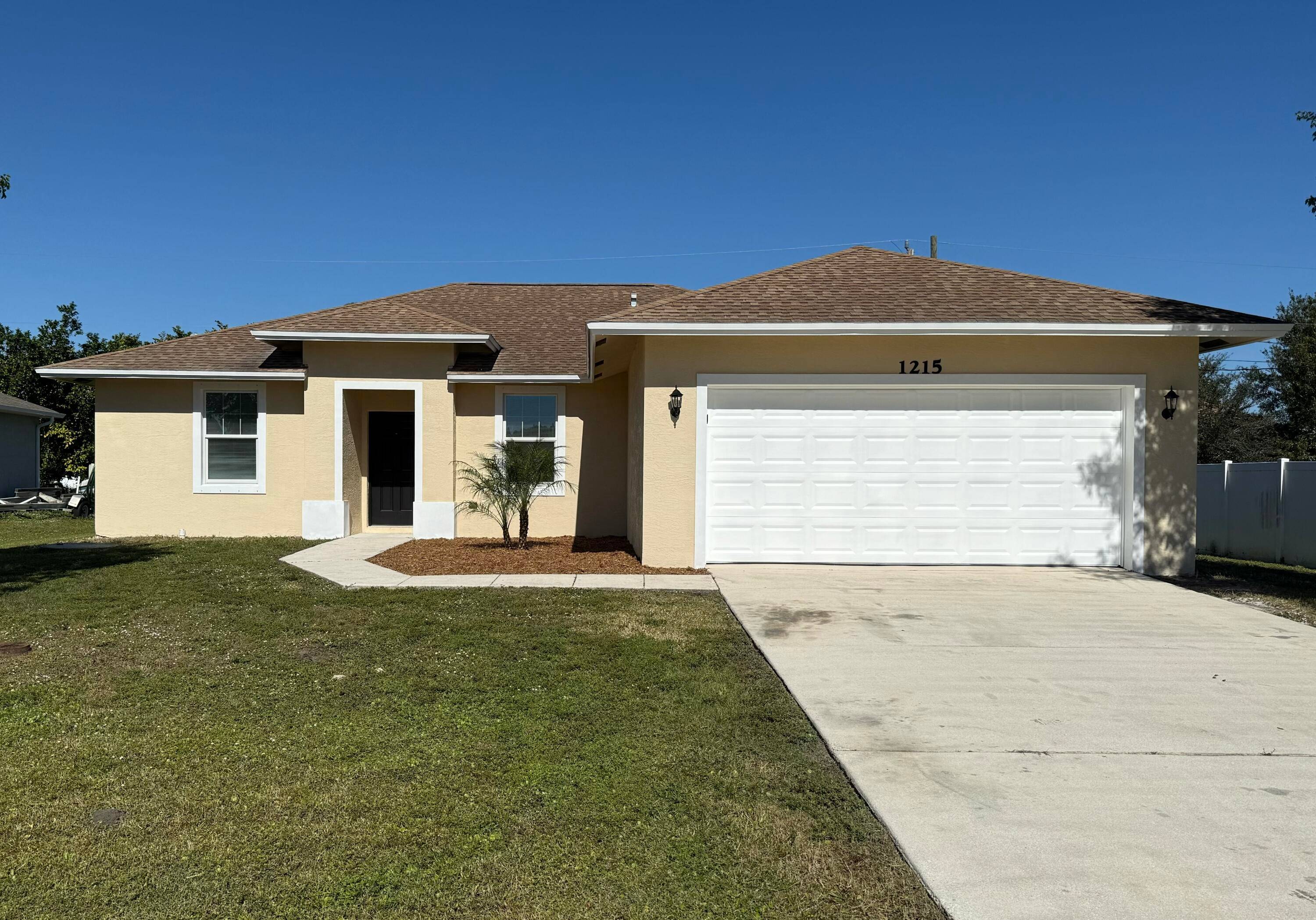 OWNER IS MOTIVATED ! ! MAKE OFFER !