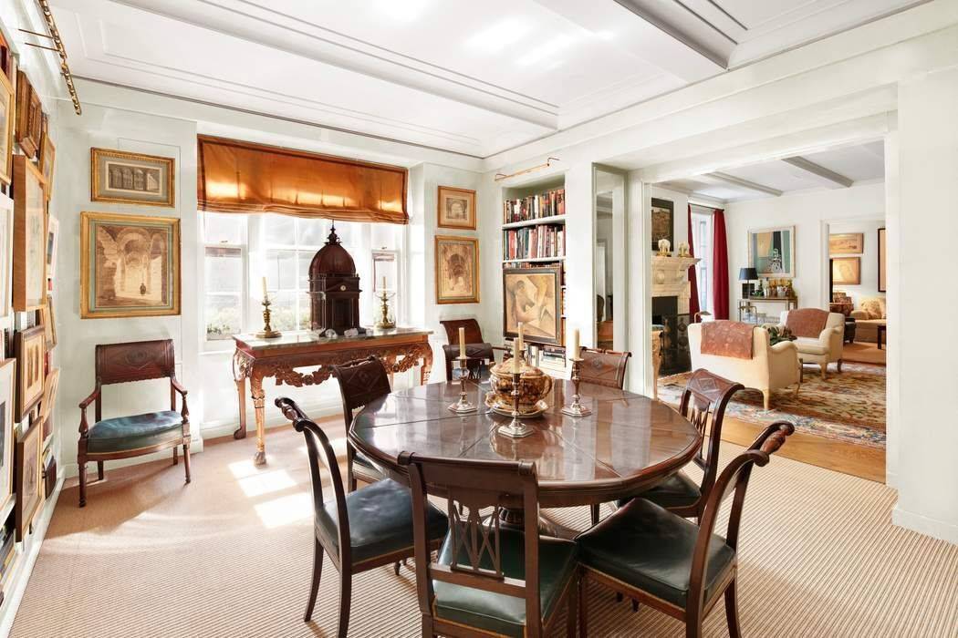Perfectly positioned on a coveted, tree lined and leafy block just off Park Avenue, this very elegant Upper East Side residence at 45 East 62nd Street is defined by classic ...