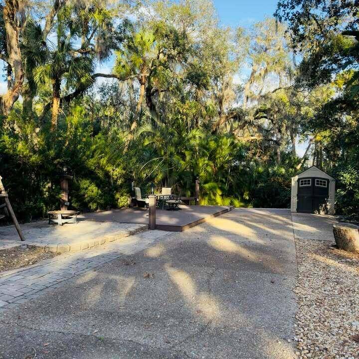 Welcome to River Ranch RV Resort in River Ranch, Fl.
