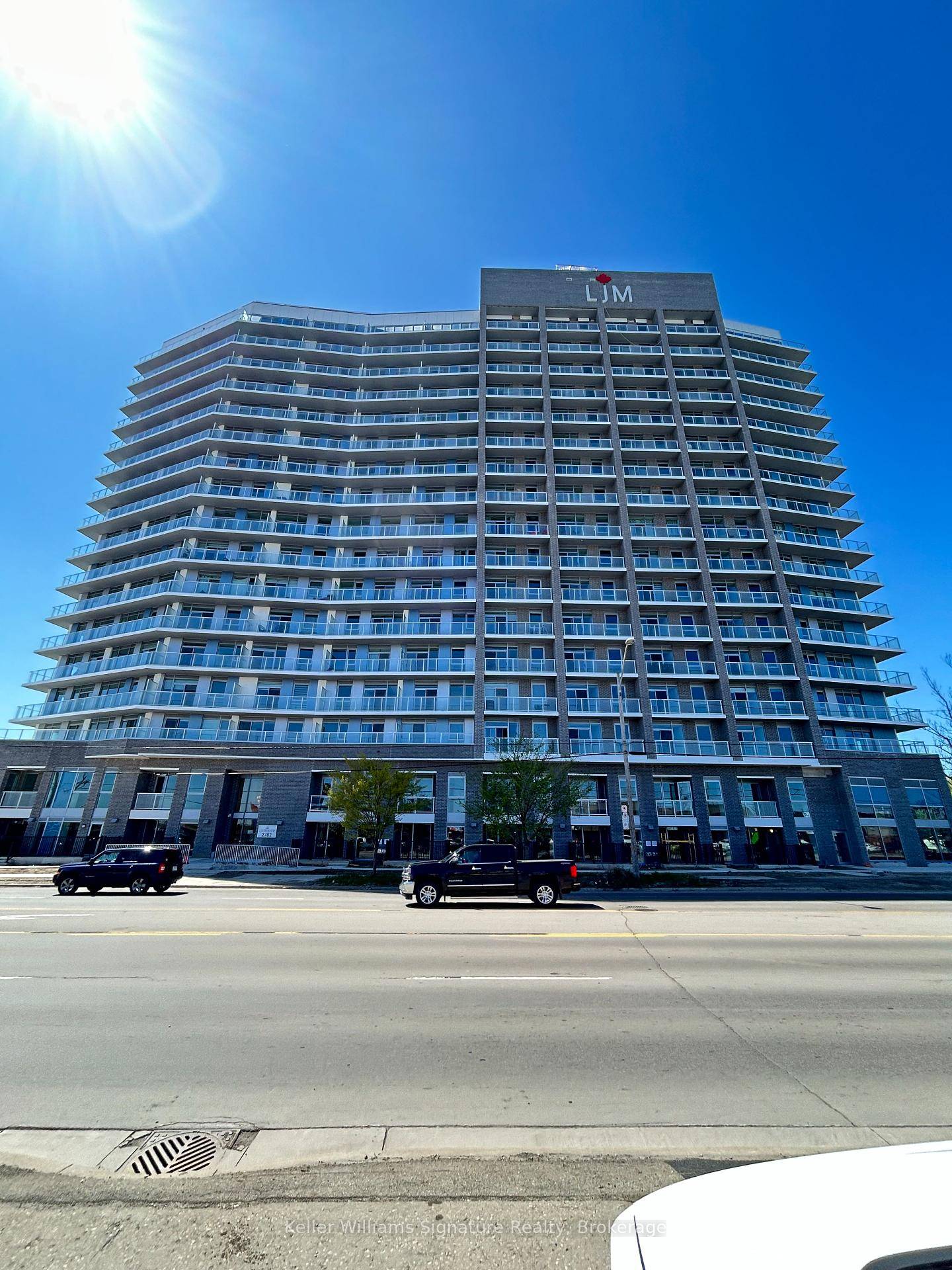 Welcome to this beautifully appointed 1 bedroom den, 1 bathroom condo in the newly constructed LJM Tower.