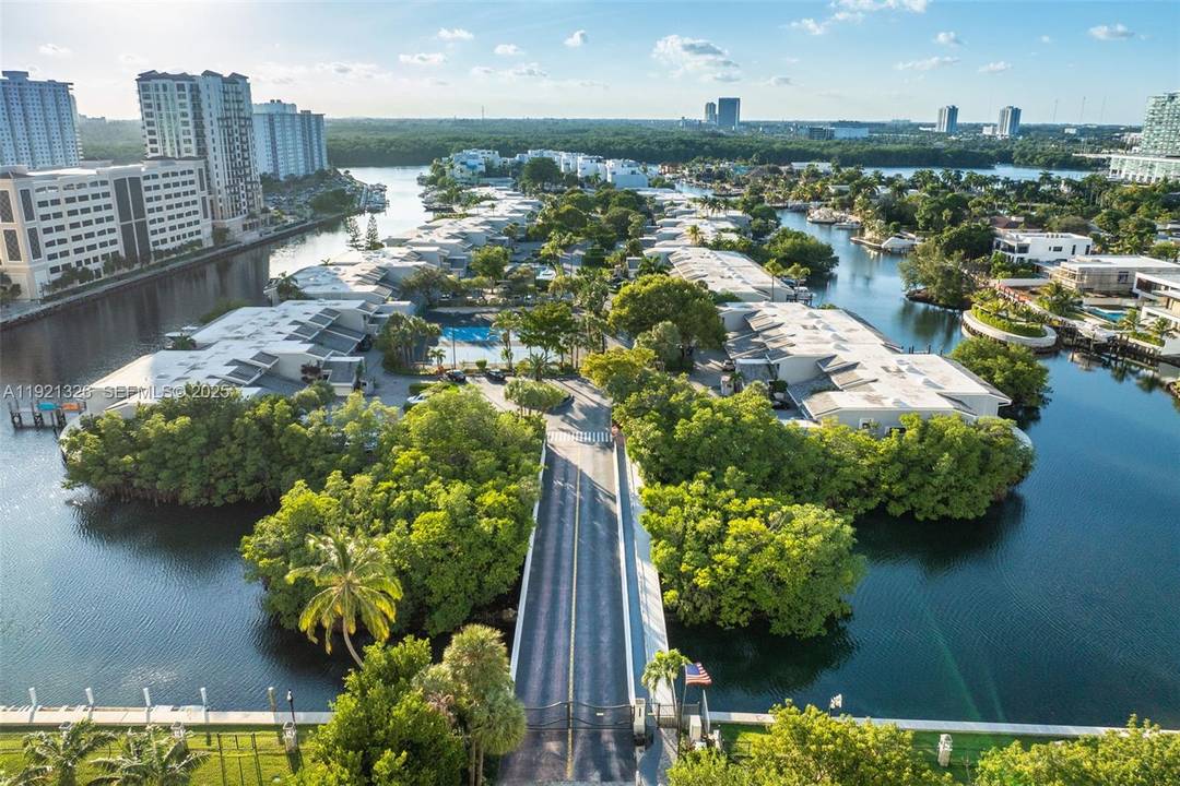 Waterfront living at its finest in Sunny Isles.