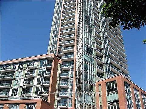 Live A Cosmopolitan Lifestyle At Vu Condominiums.