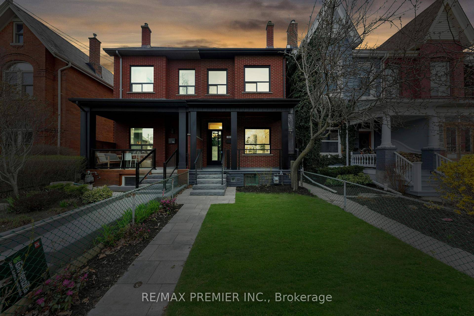 Welcome to 388 Crawford Street a beautifully renovated, move in ready home nestled in the heart of Trinity Bellwoods, one of Toronto's most iconic and sought after neighbourhoods.